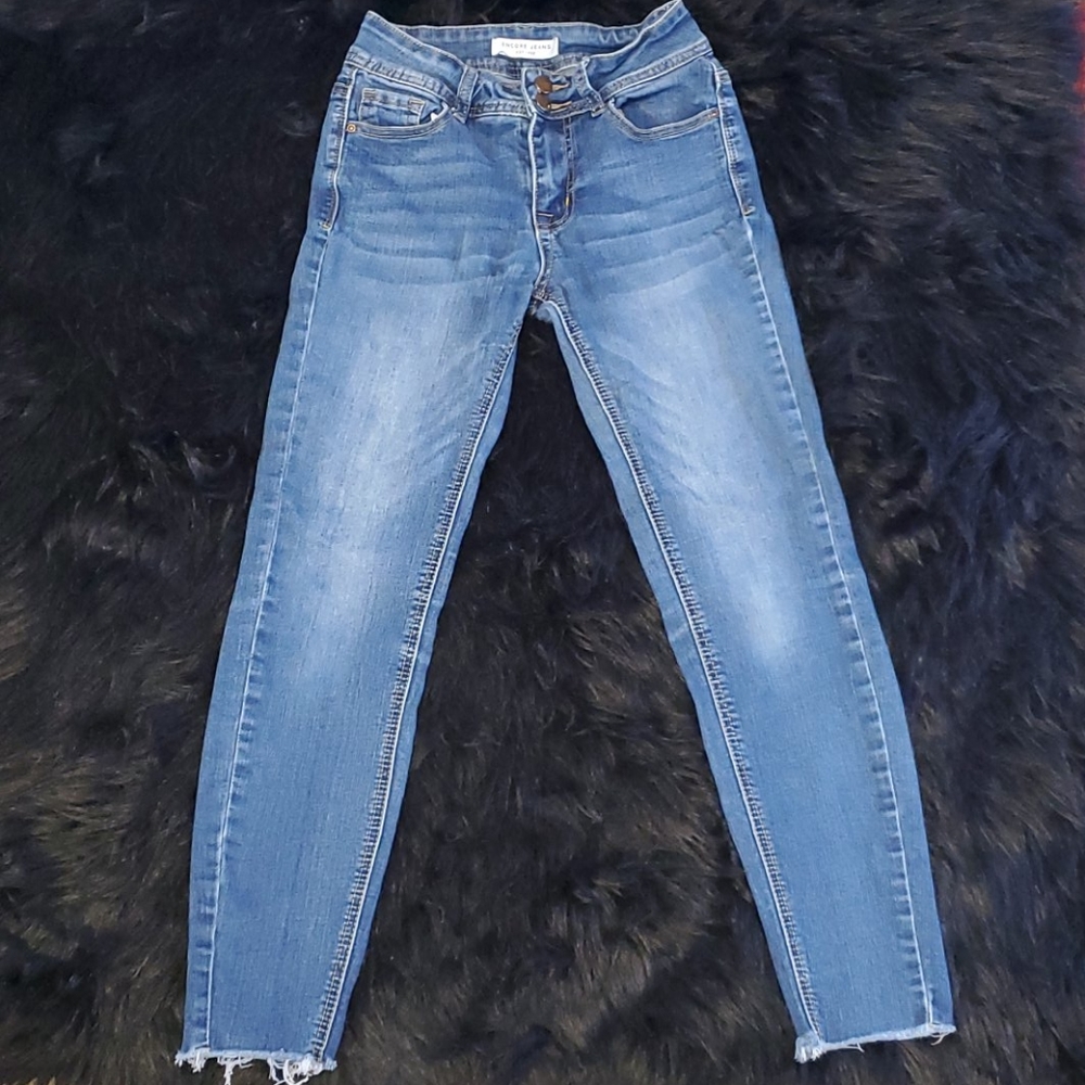 2/$15🦋 💙Encore jeans👖